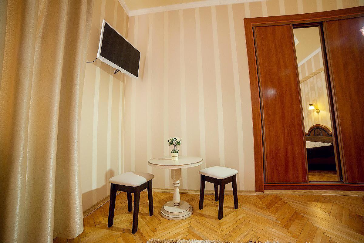 Apartment On Horodotska Street Lviv Eksteriør billede
